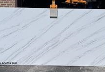 Calacatta Silk (Regular)